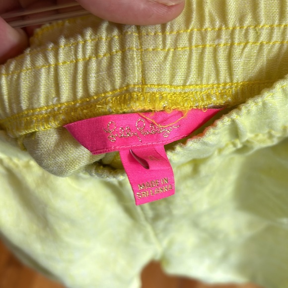 Lily pulitzer linen bright yellow pull on shorts size XL - Picture 5 of 6